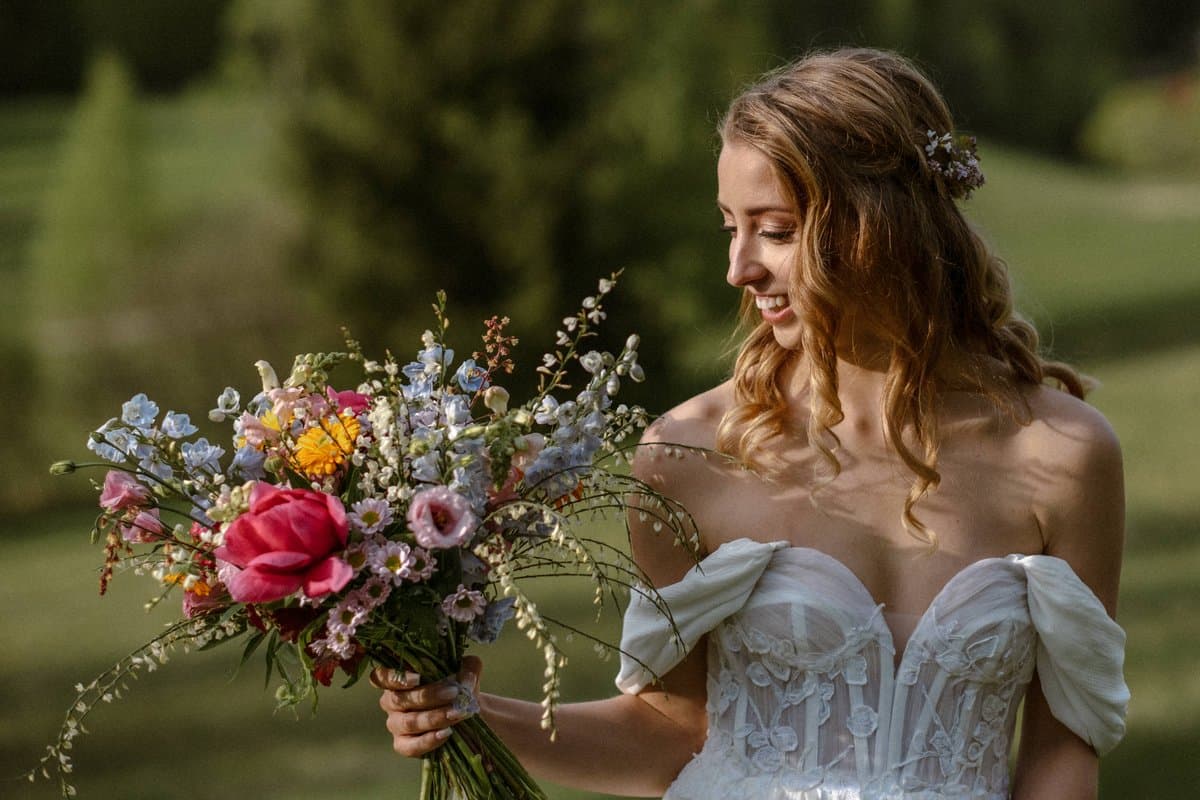 Svatební styling – šaty