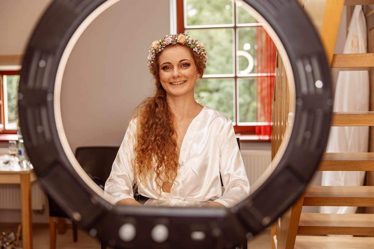 Svatební styling – líčení